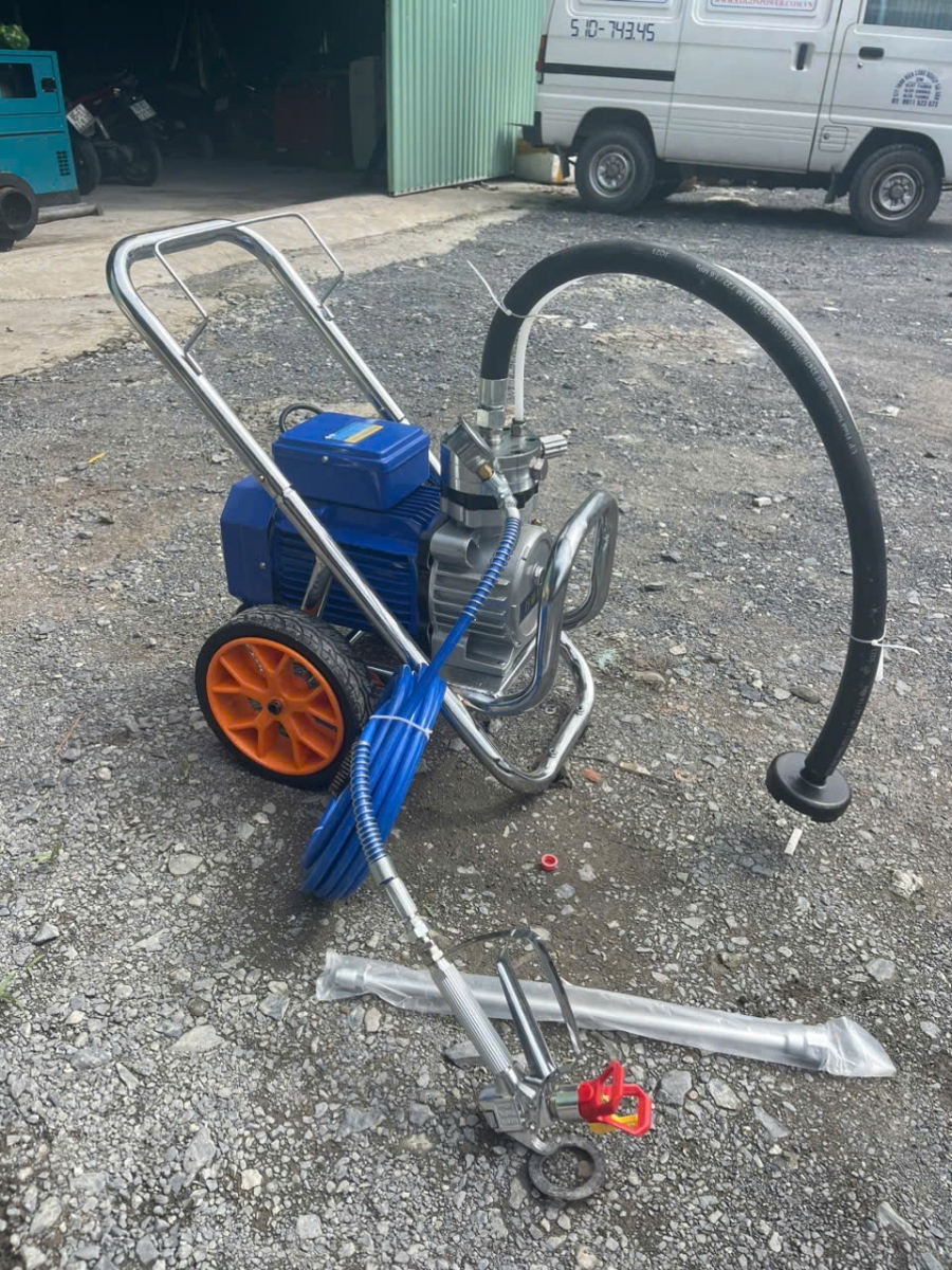 Bí Quyết Tạo Bề Mặt Hoàn Hảo Bằng Máy Phun Bột