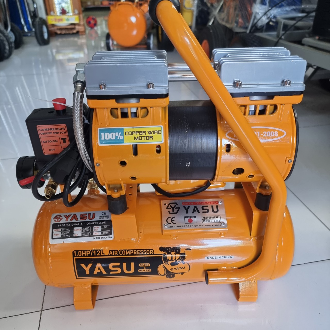 Máy nén khí không dầu YASU YS-580 ( Bình 12 lít )